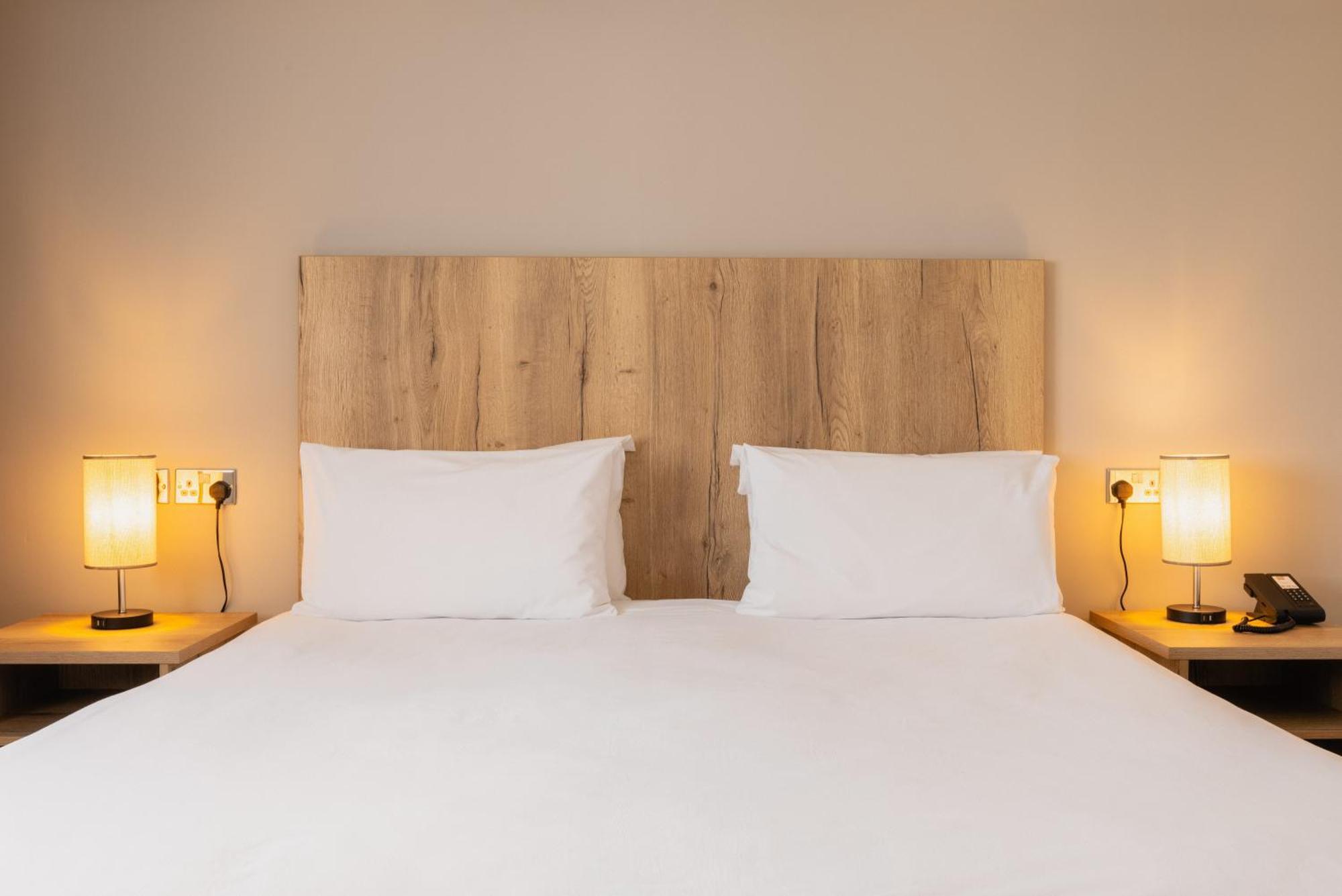 The Stones Hotel ساليزبري المظهر الخارجي الصورة